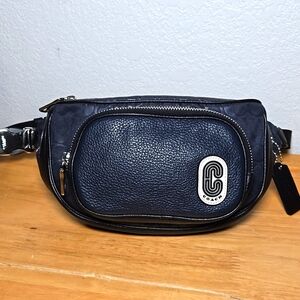 COACH Court Beltbag Signature Nylon Navy Blue